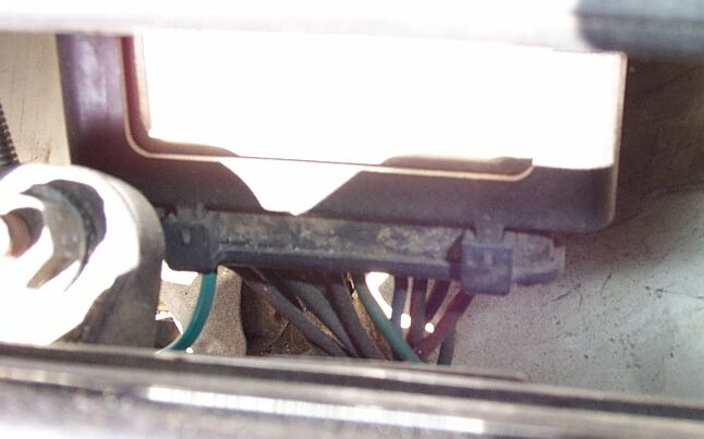 ediswires.jpg (32785 bytes)