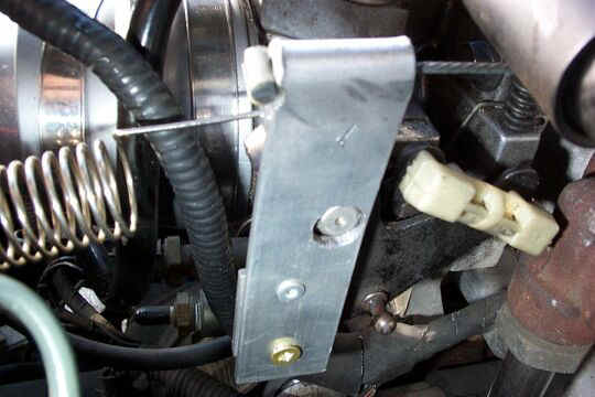 newbracket1.jpg (45946 bytes)